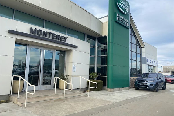 Land Rover Monterey Exterior